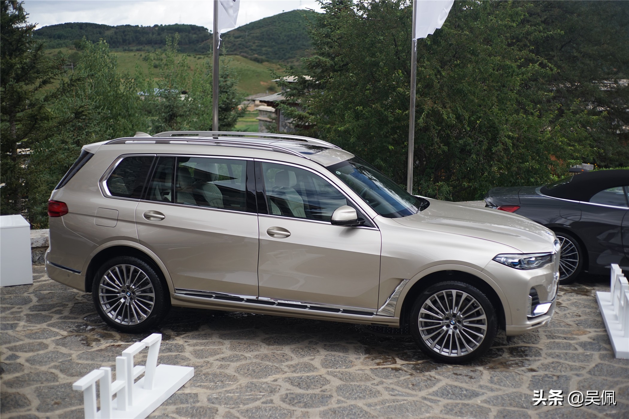 新款宝马7系和x7怎么选,新宝马7系和x7的变化