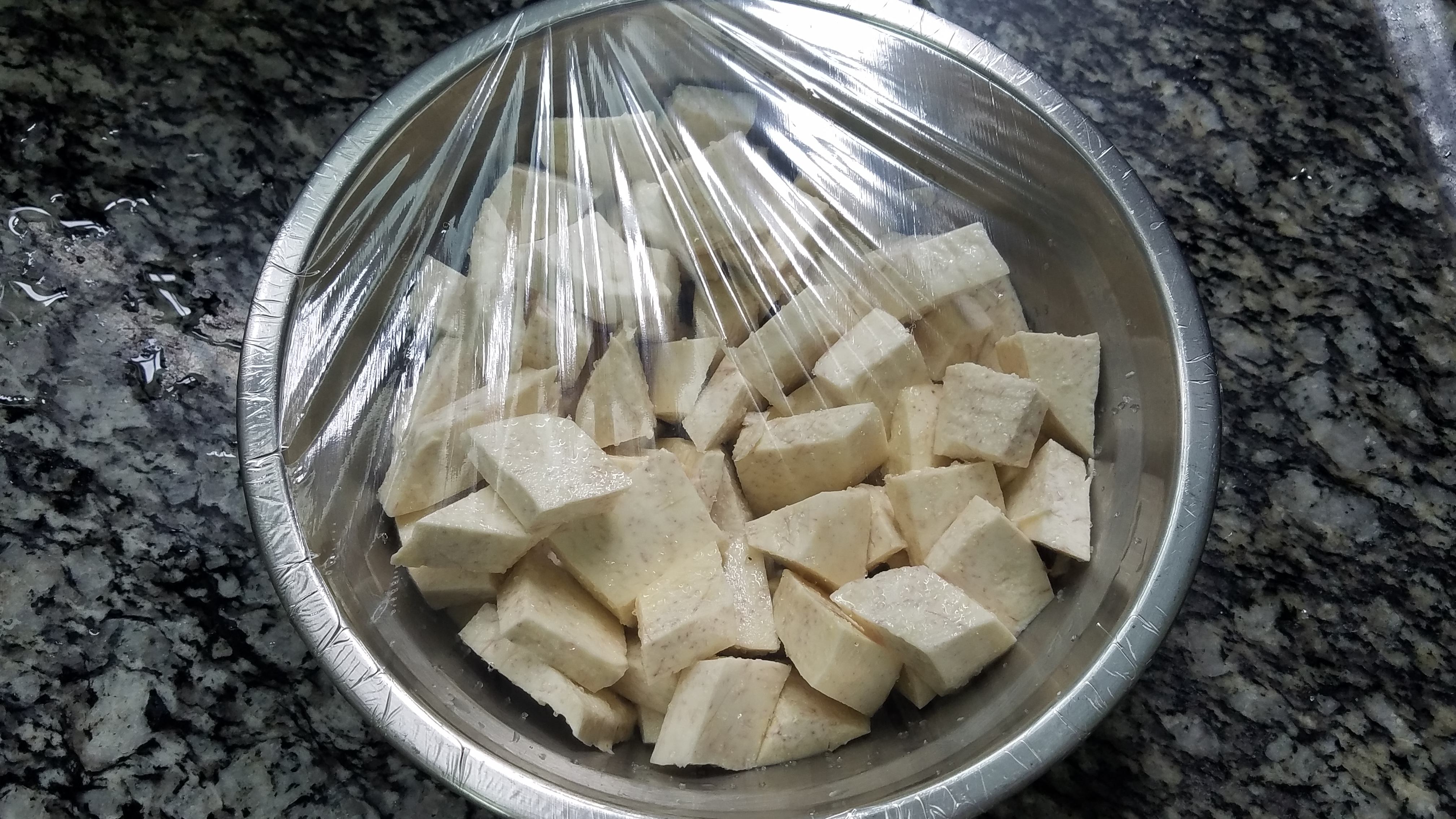 西米露香芋糖水简单做法,香芋西米露糖水的制作方法