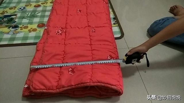 被子冬天简单方便收纳,最省空间的棉被收纳