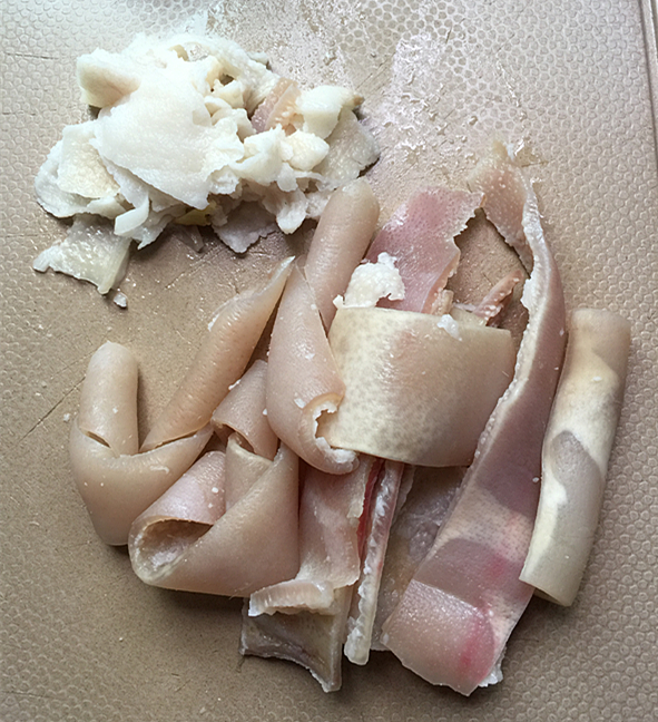 胶原蛋白阿胶,它被誉为穷人的阿胶