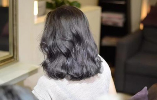 染完头发怎么恢复自然色,染发完如何保色头发蓬松