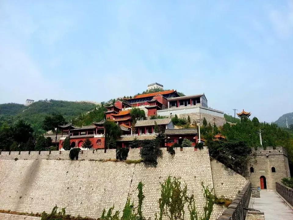 4月1日出游适合去哪里,4月适宜自驾游的路线