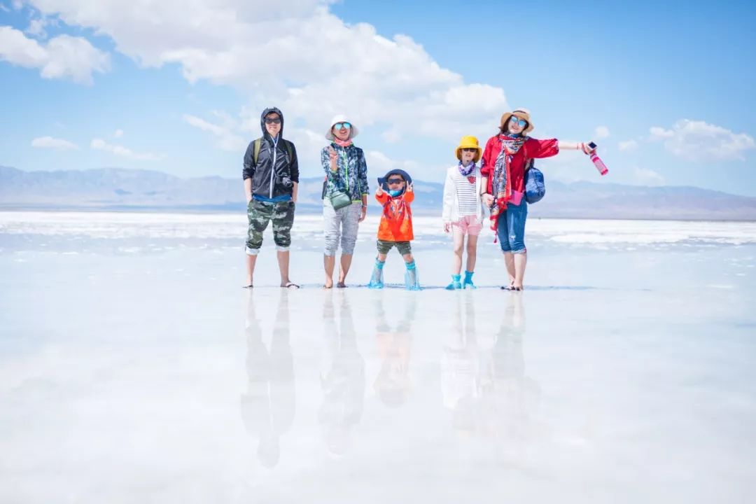 只要你面朝青海湖，八月依旧春暖花开