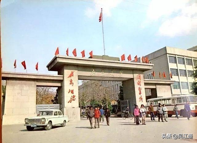 一家三代都是我的女人,我们家的女人越来越多