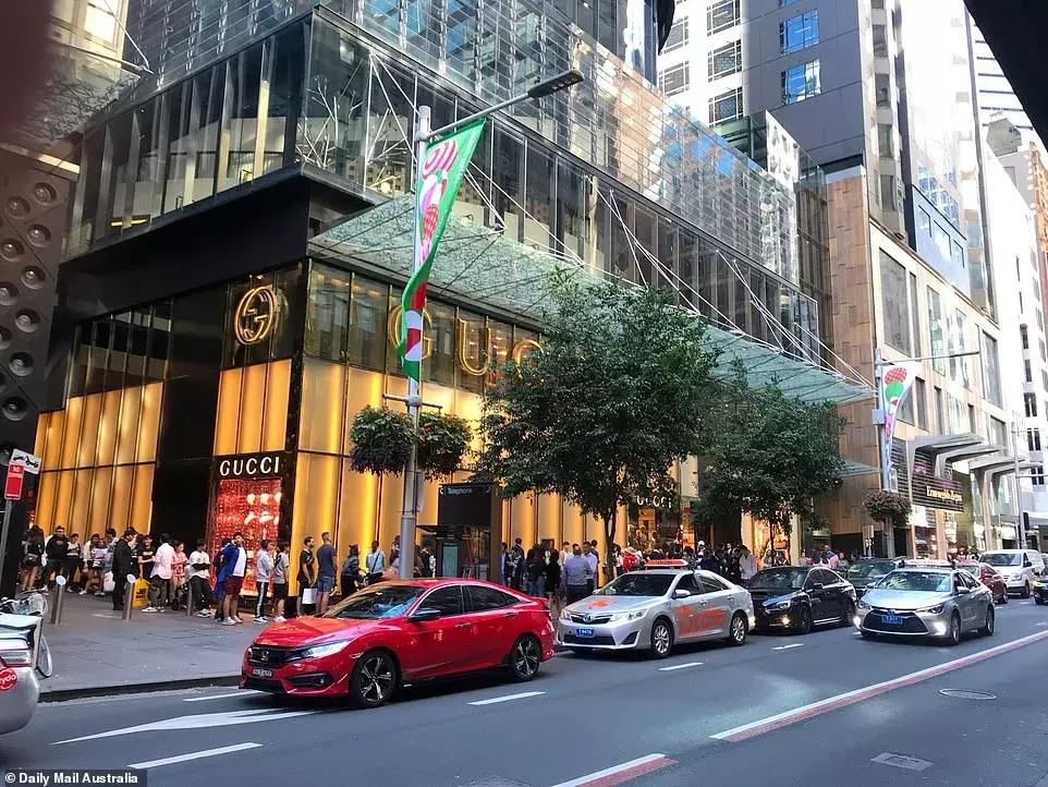 黑五购物大战视频,黑五购物季