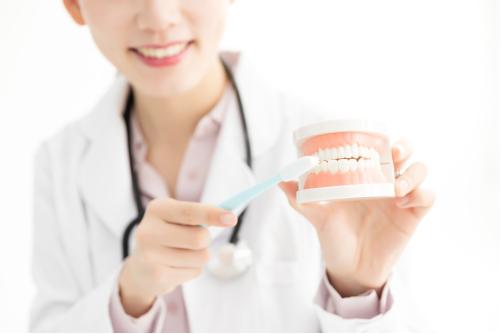 选什么牙膏便宜且美白牙齿,牙膏去口臭又美白有哪些牙膏