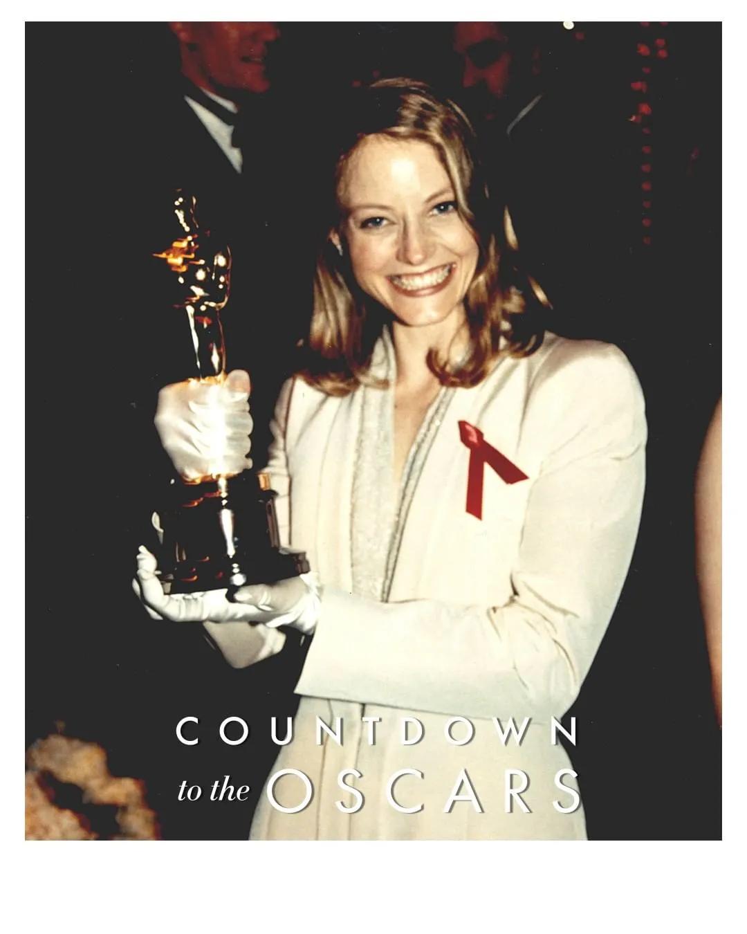 女明星红毯造型少不了它？网友：论优雅，还得是Armani的设计