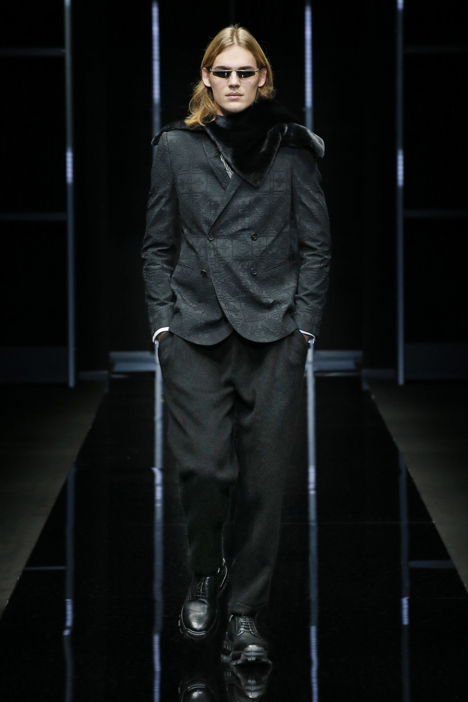 armani秀场男装秋冬2023,giorgioarmani男装胡歌