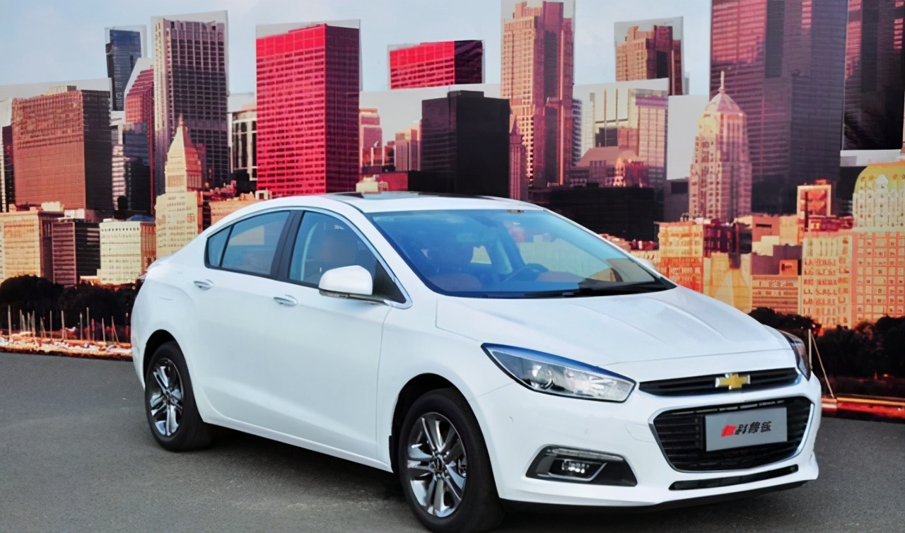 雪佛兰科鲁兹2010款报废多少价位,十年的雪佛兰科鲁兹值不值得买