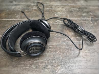 看电影耳机身临其境,飞利浦x2hr耳机