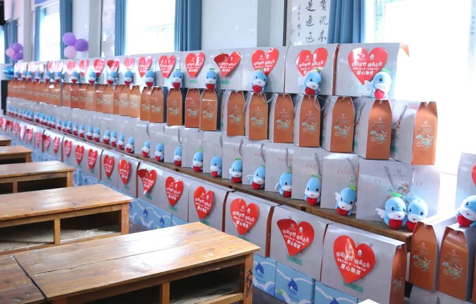 你的梦想，我来点亮——“小海豚计划”陪伴江西太阳村鄱阳湖儿童救助中心小朋友欢度六一儿童节