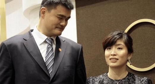 易建联与姚明夫妇,姚明妻子和易建联