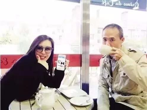 王石和田朴珺如何认识的,王石和田朴珺在一起几年了