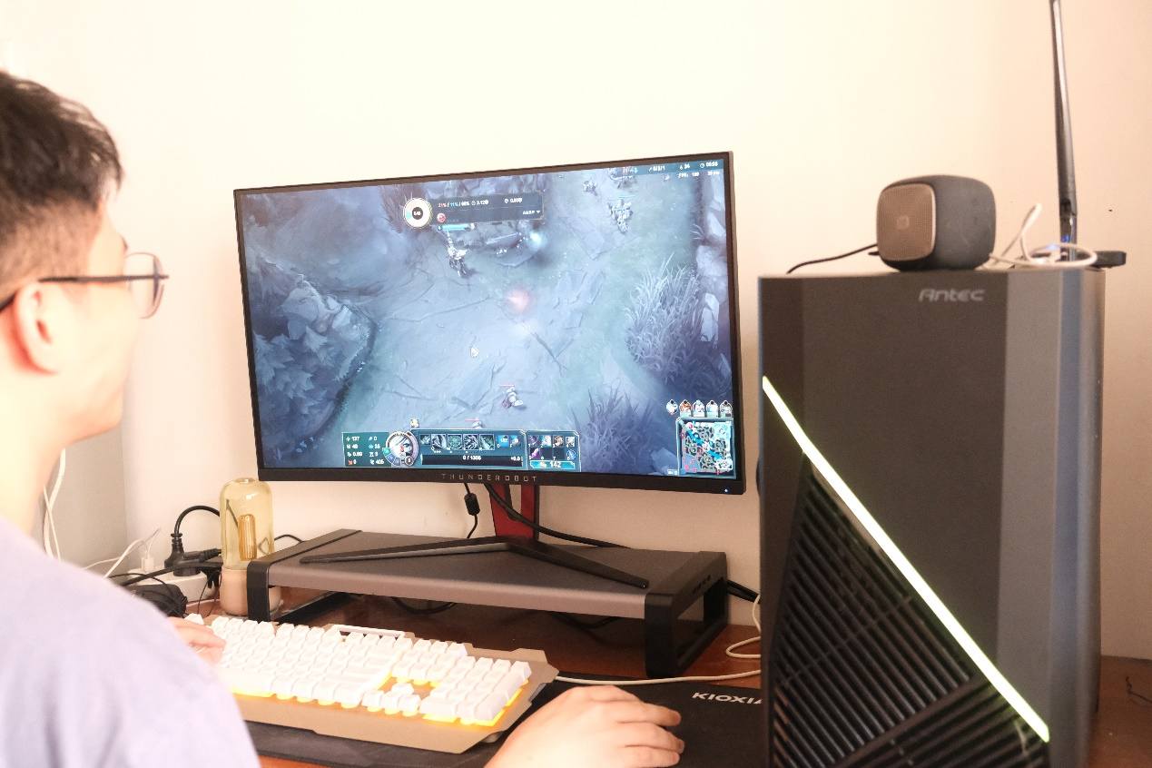 一般电脑装机装不装显卡,3500无显卡过渡装机配置推荐