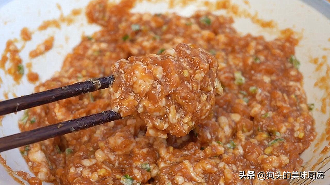 正宗小笼包怎么调馅儿才好吃,流汁小笼包的做法全过程