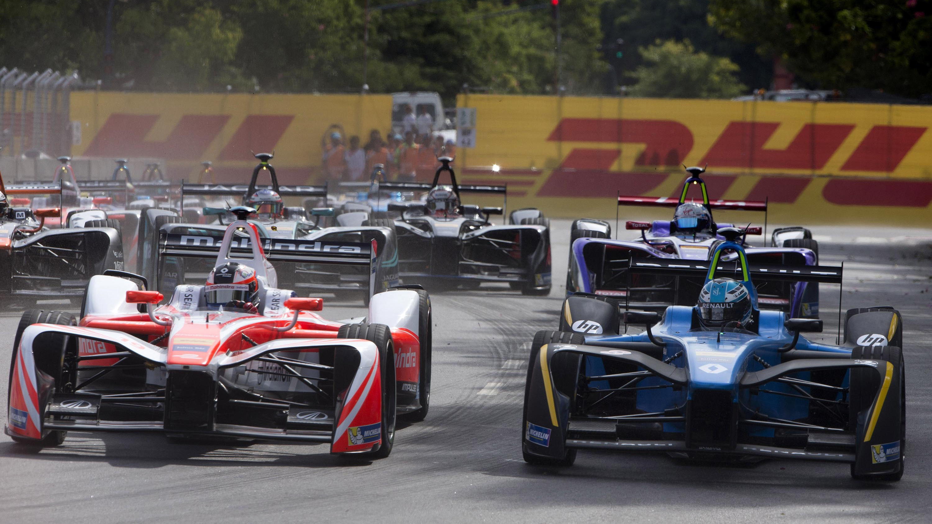 2022f1车手工资,车手一年能挣多少钱