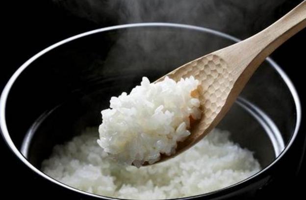 怎样蒸米饭不升糖,怎样蒸米饭底部没有锅巴