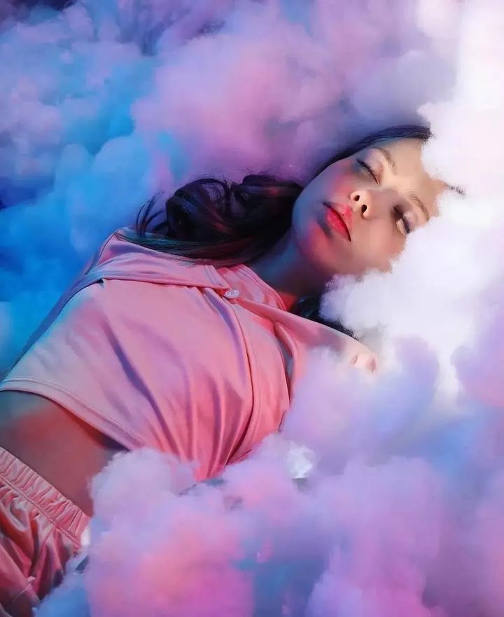 俄罗斯ellensheidlin的创意世界如鬼马精灵本马