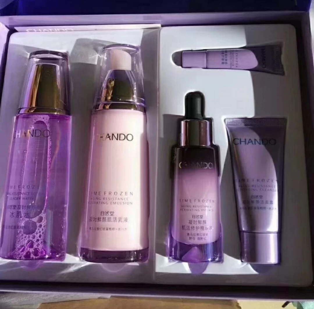 国货水乳推荐善草纪,佰草集和百雀羚水乳哪个好