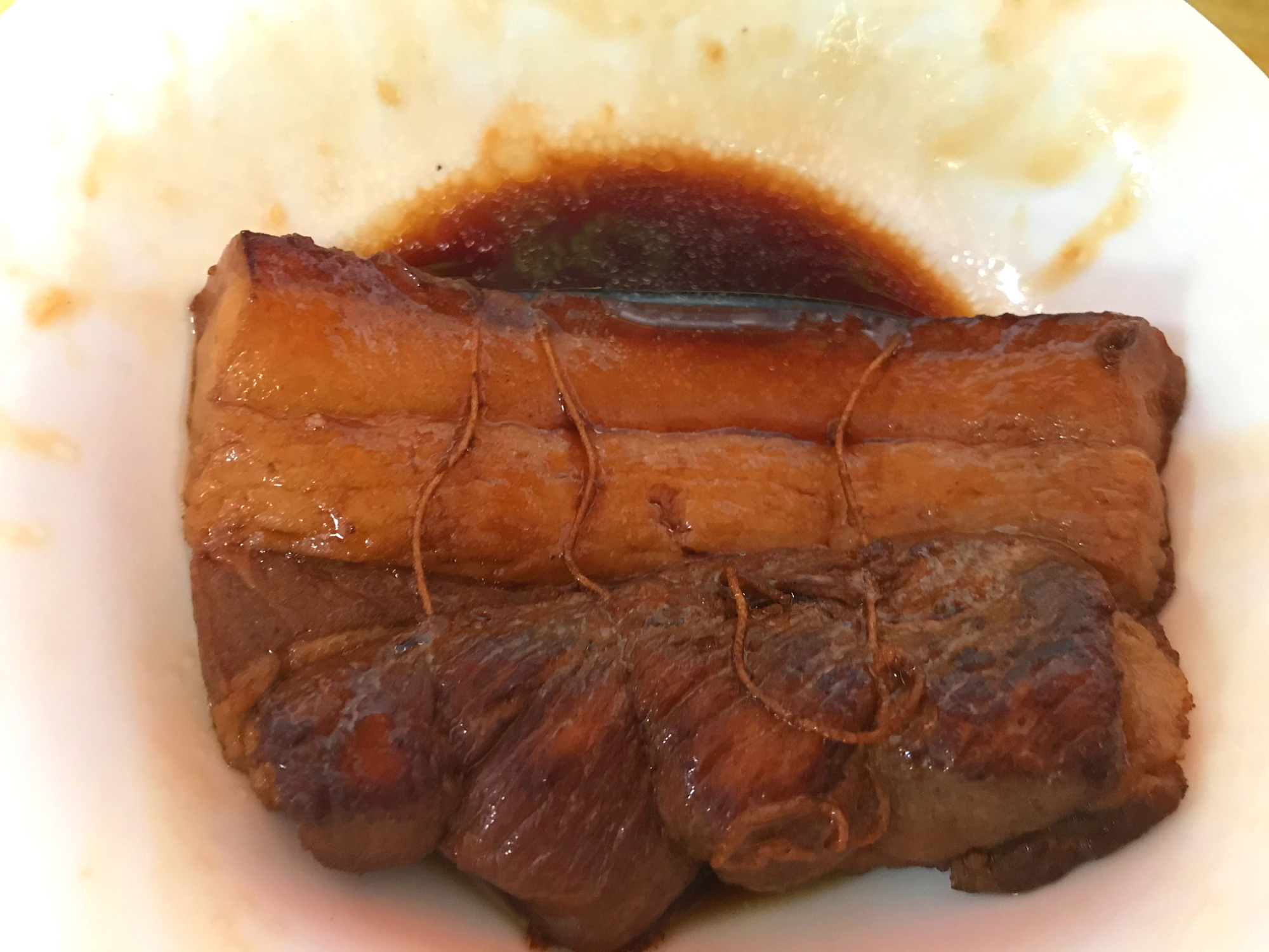 济南的把子肉尝一尝,济南胡同里的一家把子肉