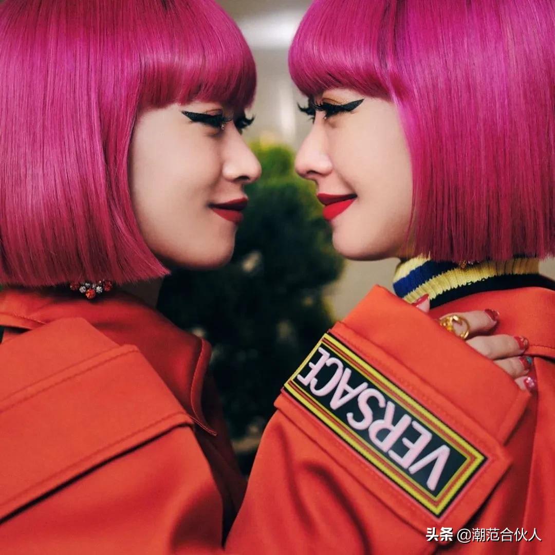 楂樹釜瀛愭儏渚ｆ挒鑹茬郴绌挎惌,鎾炶～鍑犵巼鏋佷綆鎯呬荆绌挎惌蹇冩満璧锋潵