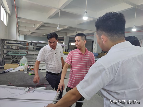 广东潮州浴室柜发展,潮州浴室柜厂家