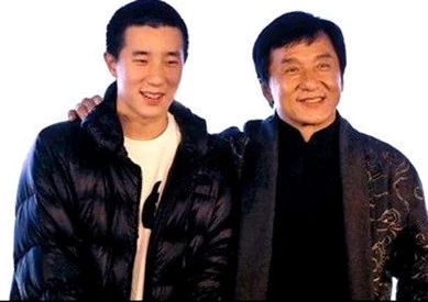 房祖名36岁生日,房祖名谢霆锋演唱会为成龙庆生