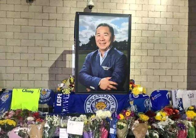 离别盘点足坛传奇感人告别时刻,回顾足坛2018最伤感的告别