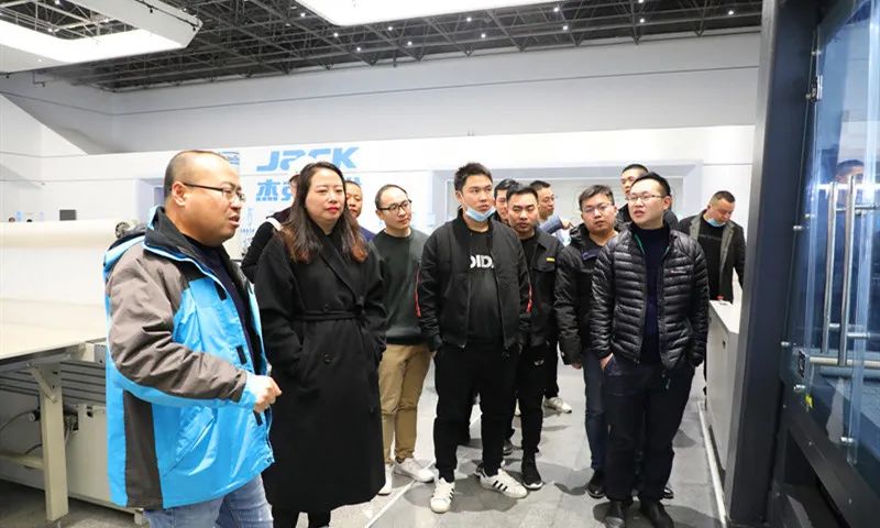 伊芙蔻创始人钱晓韵,伊芙丽创始人钱晓韵哪里人