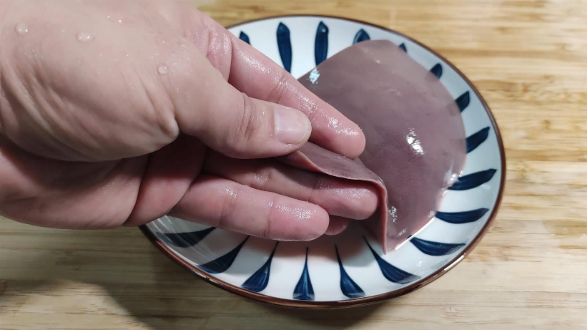 猪肝怎样去除毒素,猪肝怎么样去除腥味又滑嫩