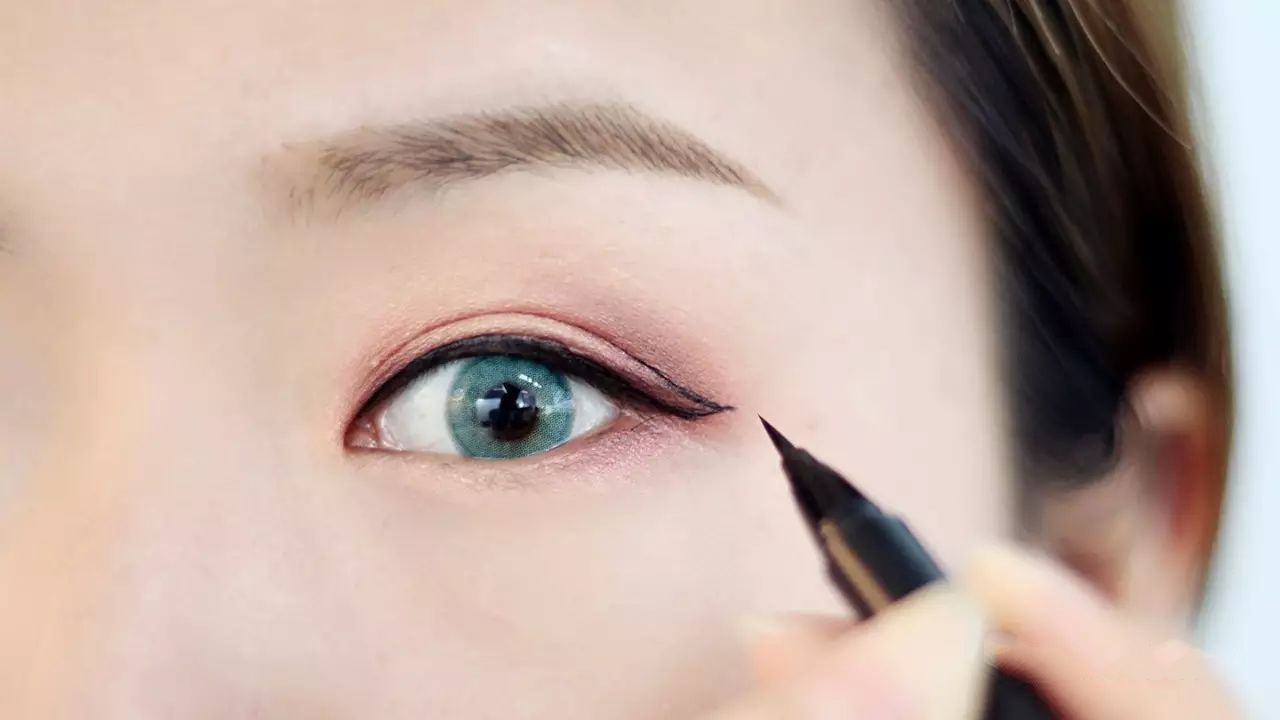 20200610大碗美妆：今日推荐必备酒红水淡妆