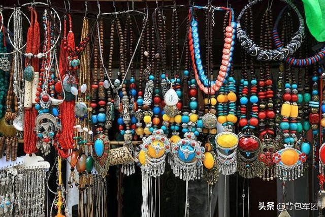 金玉美饰大比拼：你认为哪个民族的首饰最惊艳？