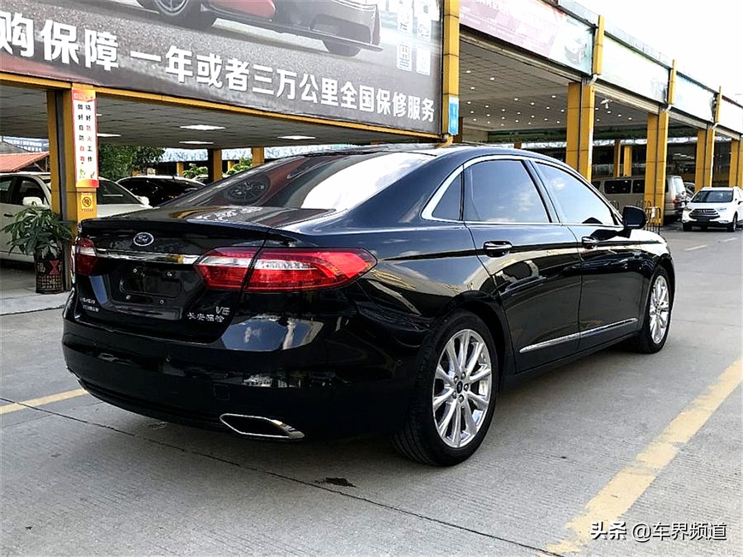 6米八四缸240马力车型最便宜新车,329匹马力