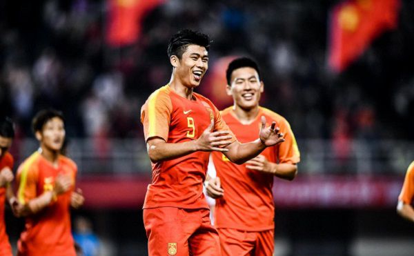 张玉宁打空门视频,张玉宁转身抽射破门