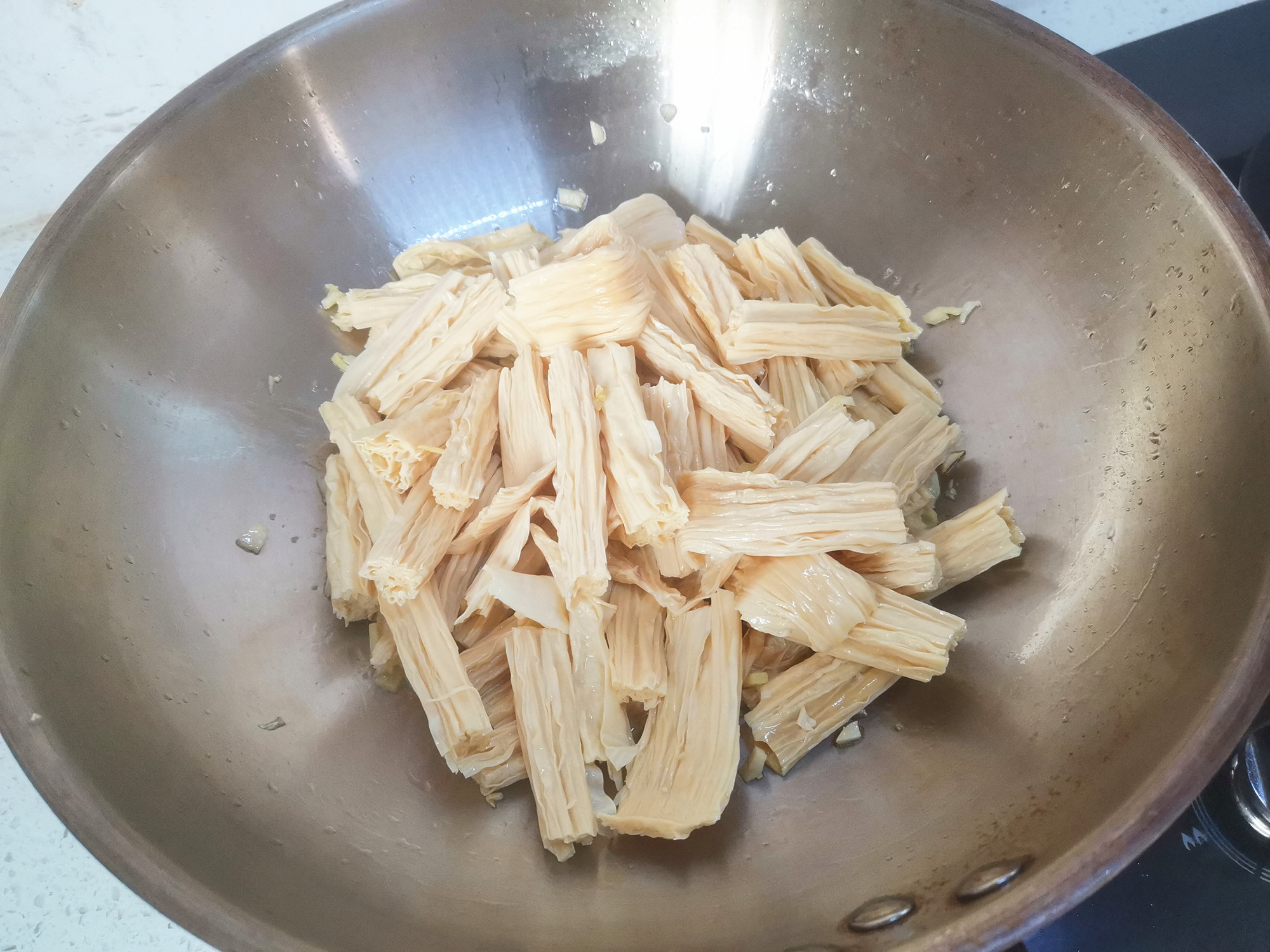 腐竹炒肉怎样做才能更好吃,腐竹炒肉怎么炒又嫩又好吃