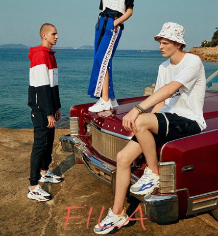 斐乐秋季新款复古跑鞋,斐乐复古春季跑鞋