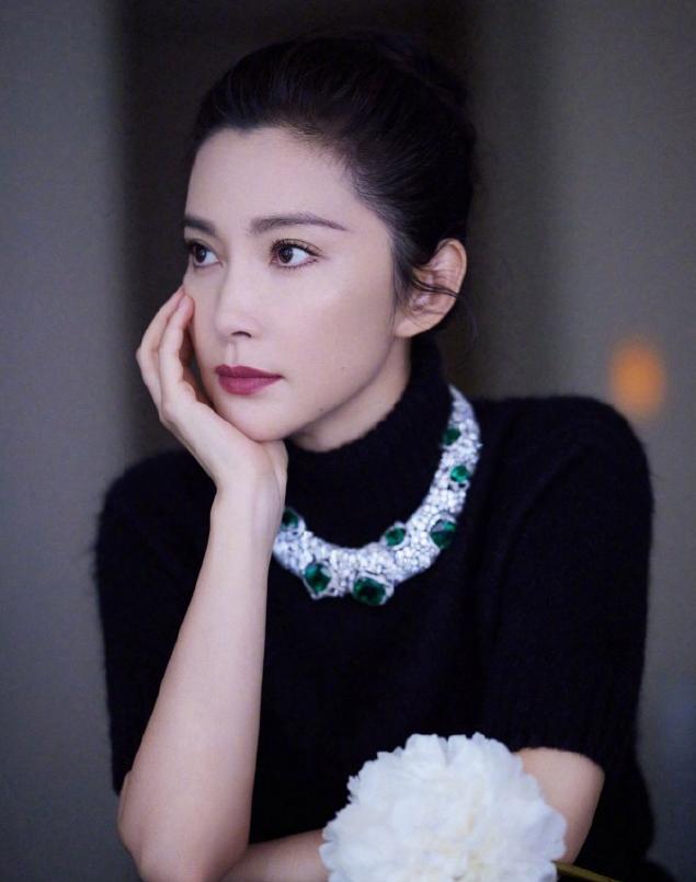 保湿面霜40岁以上抗衰面霜推荐,这几款回购率超高的抗衰面霜