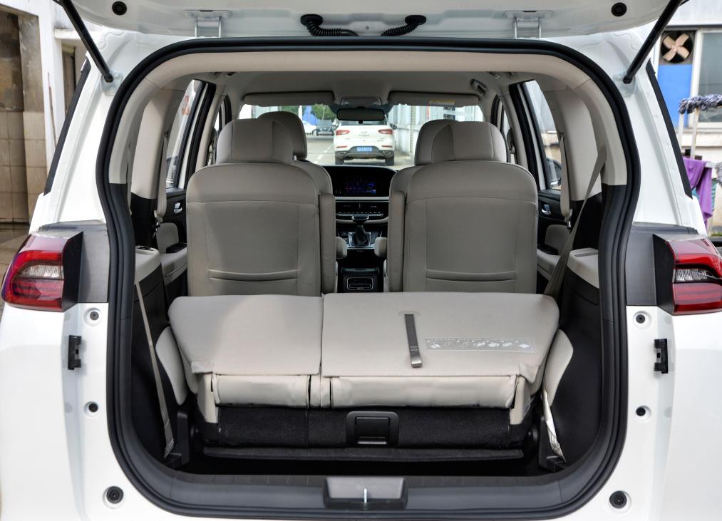 兼顾日常代步和自驾游选哪款车,省油耐用开着舒服的车推荐