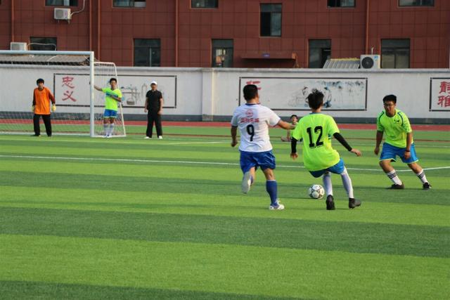 东至大渡口中学一一七秩赓传薪火.球赛献礼中华