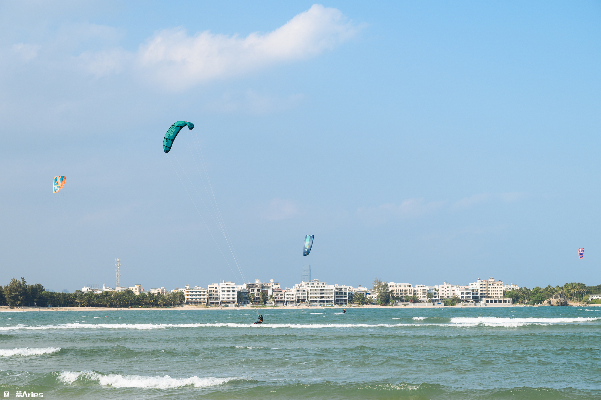 三亚旅游业恢复正常了吗,三亚旅游业恢复到旺季的火爆视频