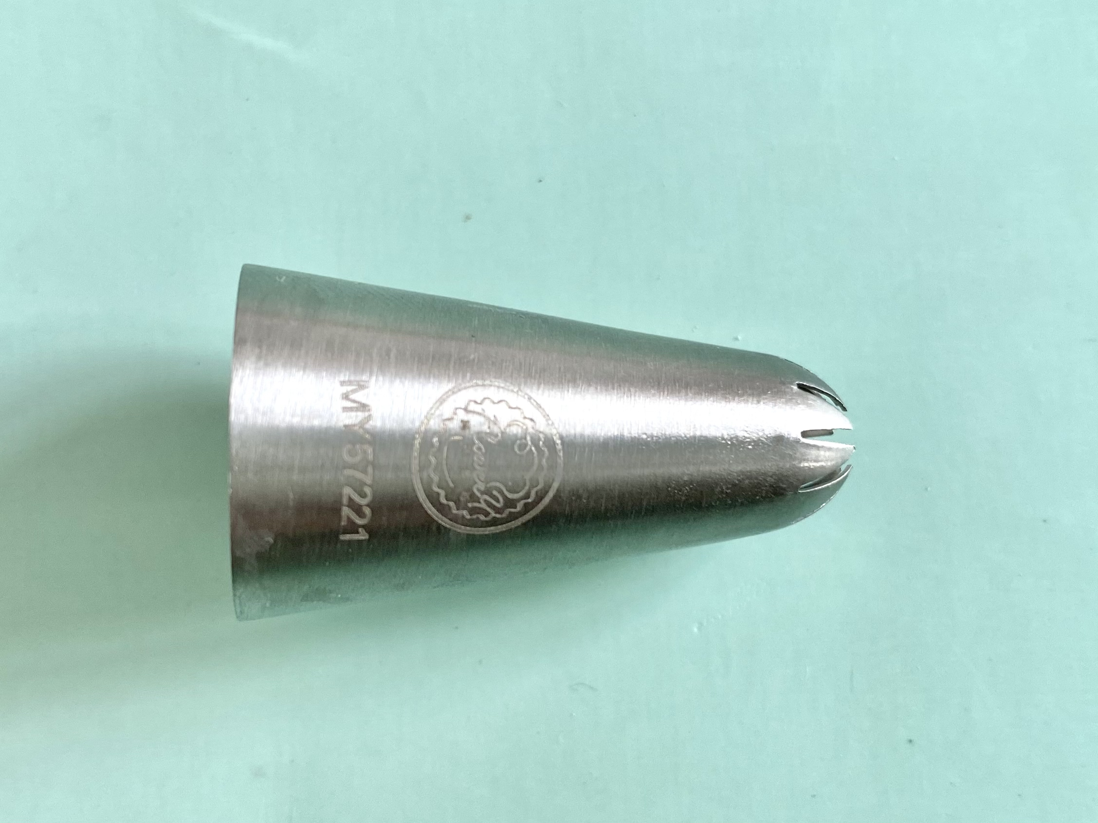 动物奶油裱花基础知识和手法,巧克力蛋糕裱花基础手法