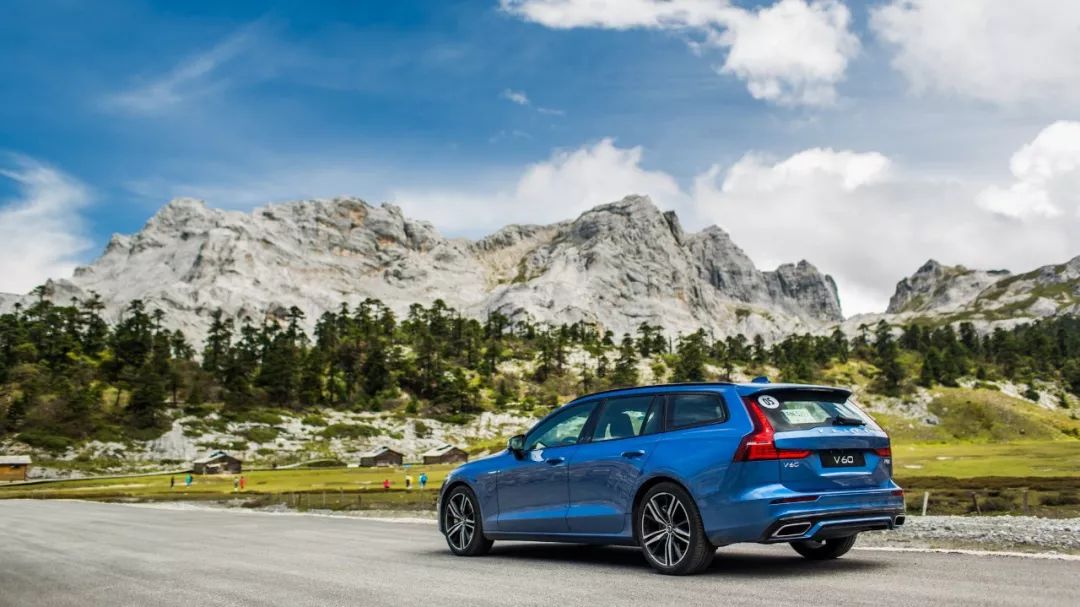 带你领略诗与远方全新沃尔沃v60,试驾沃尔沃v60最新款