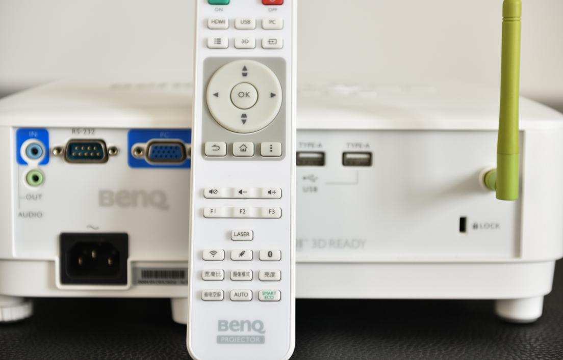明基智能投影仪e530深度体验,明基投影仪e520如何设置遥控器