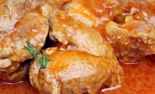 这几种食物哺乳期妈妈不要吃,这几类食物哺乳期妈妈一定不能吃