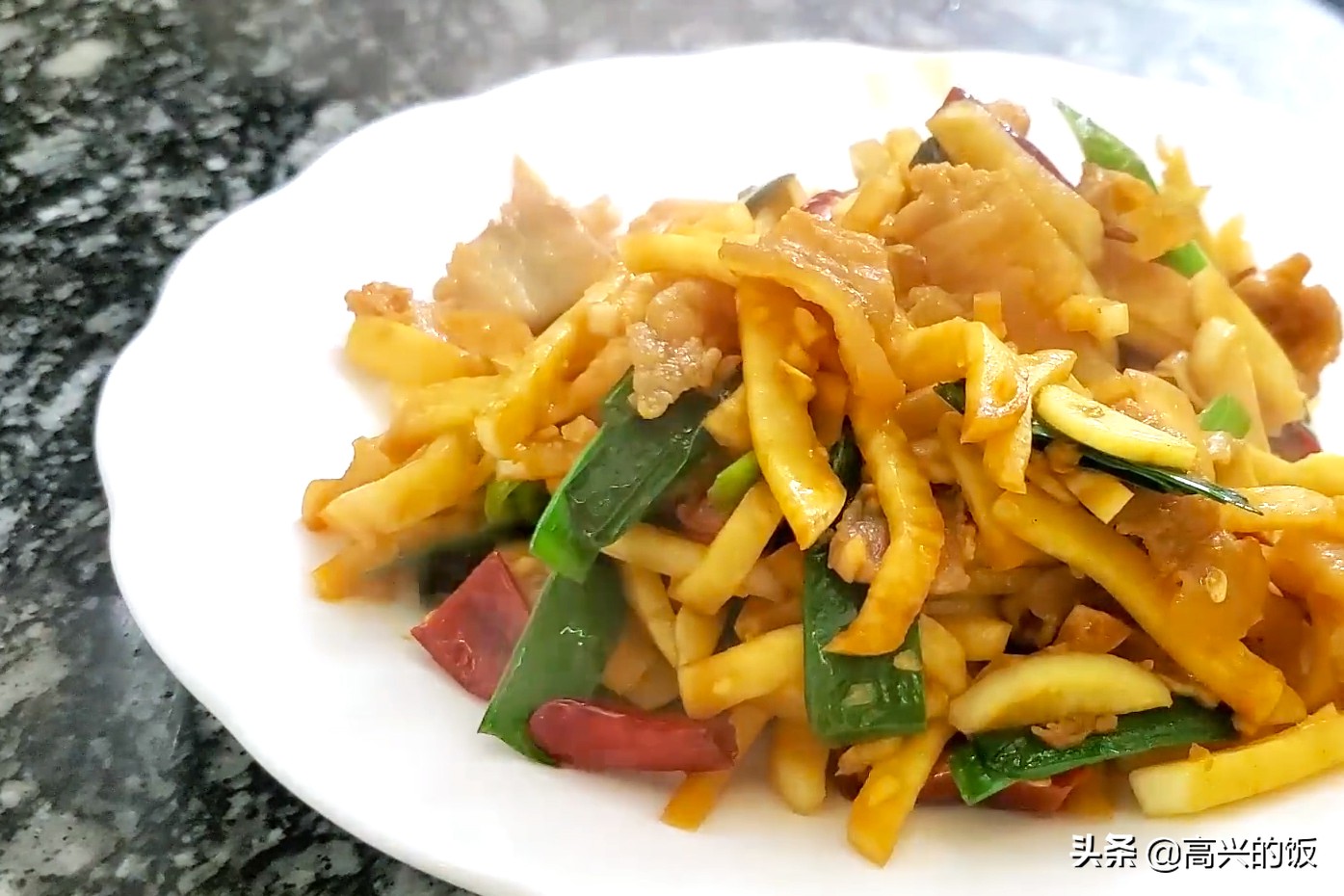 亲自下厨炒几道家常菜美味又卫生,引爆食欲的四道家常菜简单又好吃