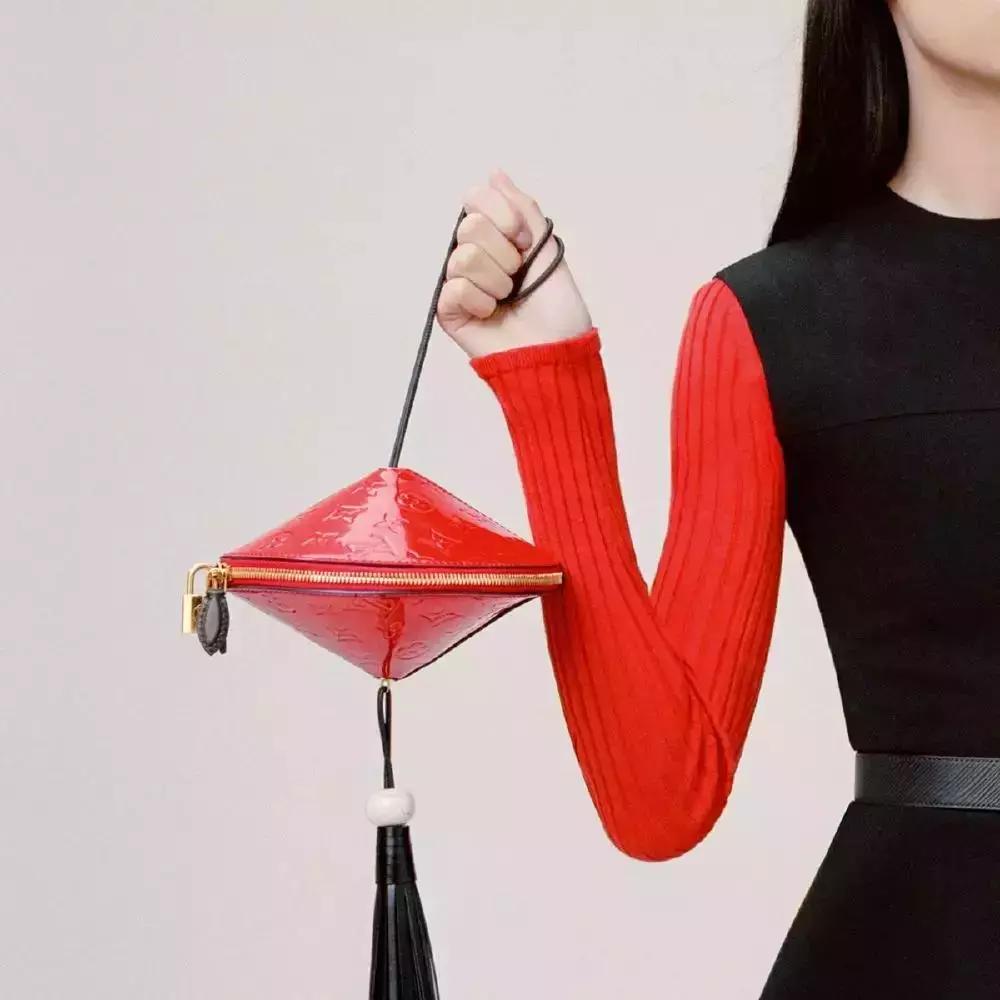 娴极瀹濆吀,娴极瀹濆吀涓婃捣