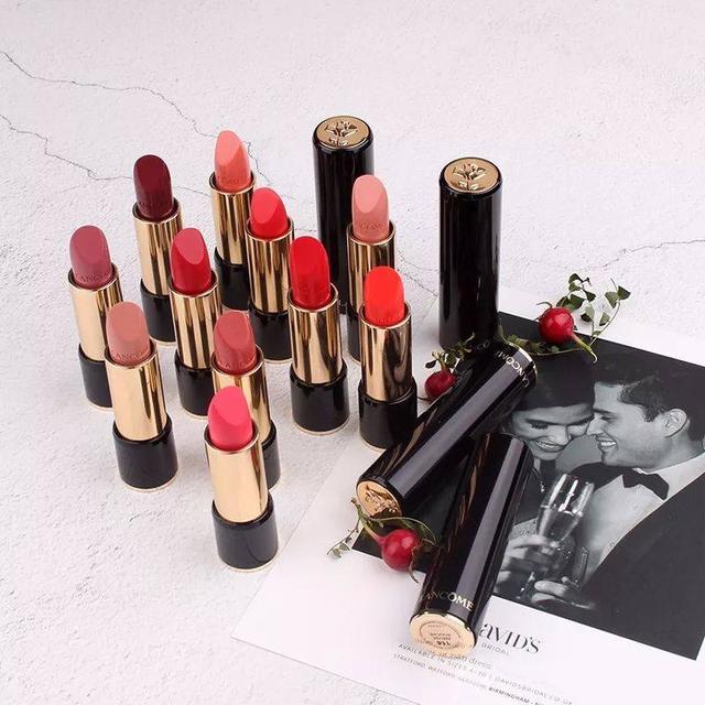 对黄皮友好的口红色号ysl,intoyou口红em05黄皮深唇试色