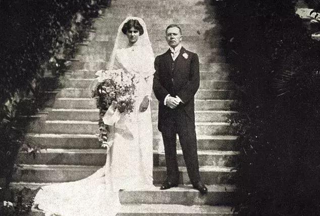 英国少女器官被摘惨死北平街头，人们说：狐狸精又来了…