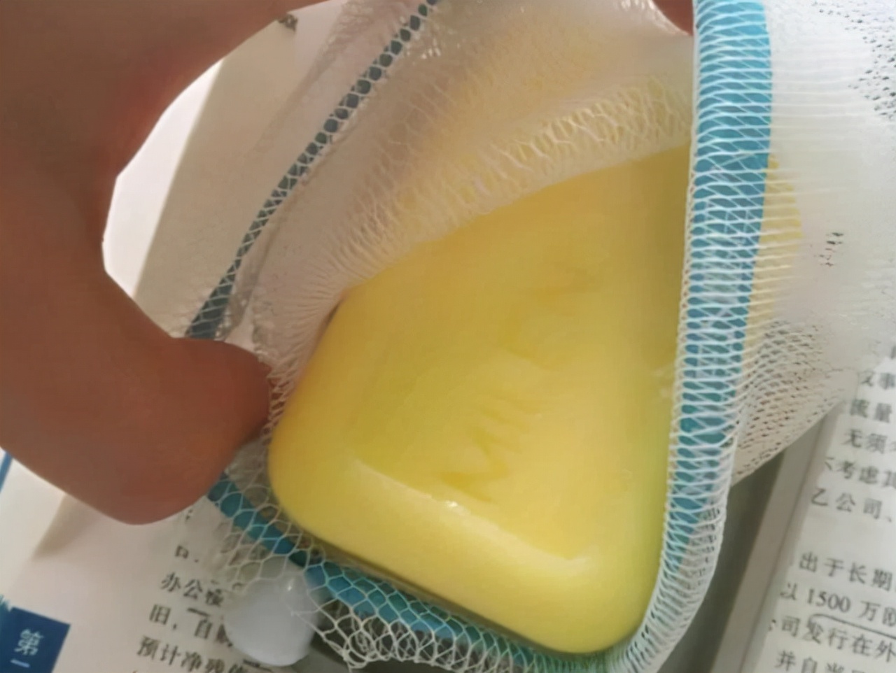 硫磺皂洗澡真实案例,一女子坚持硫磺皂洗头半年