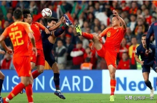 彻底沦为亚洲三流?库珀叫板李铁,菲律宾誓与中国男足决战